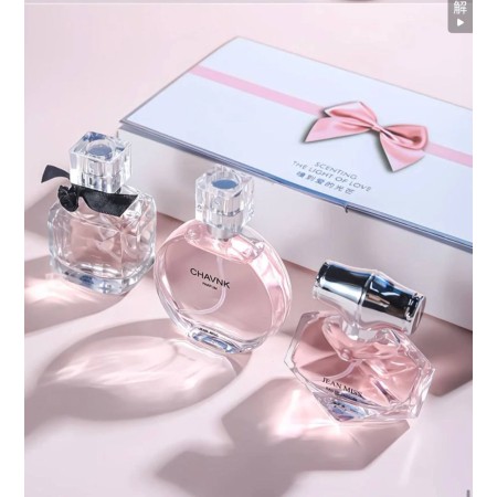 Подарунковий набір парфумерії 3 в 1